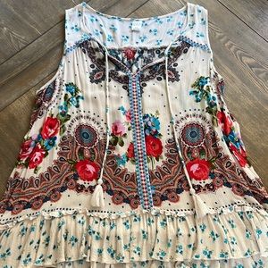 Bila XXL women’s floral top